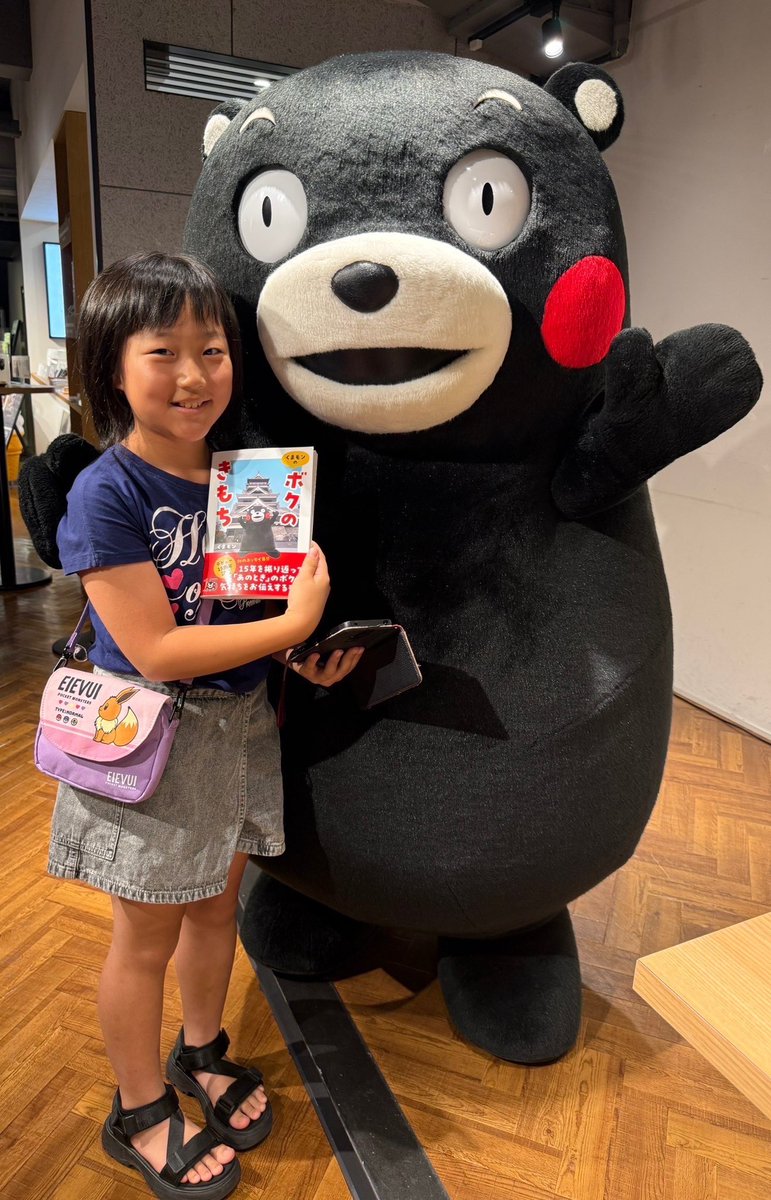 蔦屋書店熊本三年坂で、ボクのエッセイ集「くまモンのボクのきもち」の