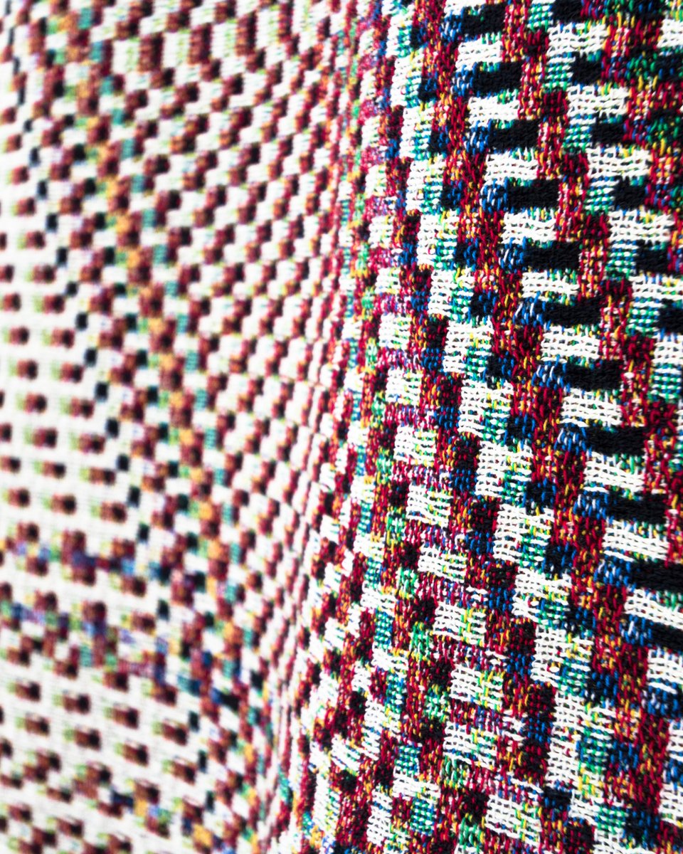 GlitchTextiles's tweet image. PixelStax Collection
1. Nativistic Throw - Detail
2. Nativistic Throw - In flight
glitchtextiles.com
#processing #pixels #algorithmicdesign #style #creativecoding #glitchtextiles #textiles #textiledesign #textileart #woven