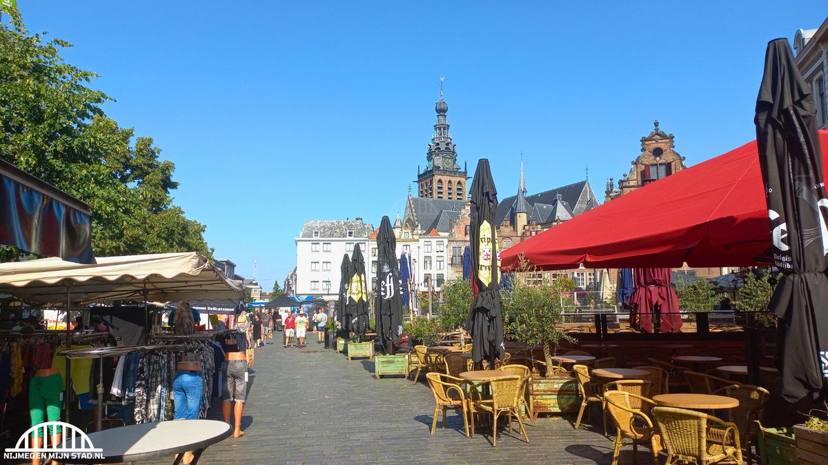 Tijd voor een terrasje
Markt links, uitzicht op 
de Sint Stevens dit is top
#Nijmegen #Zomer