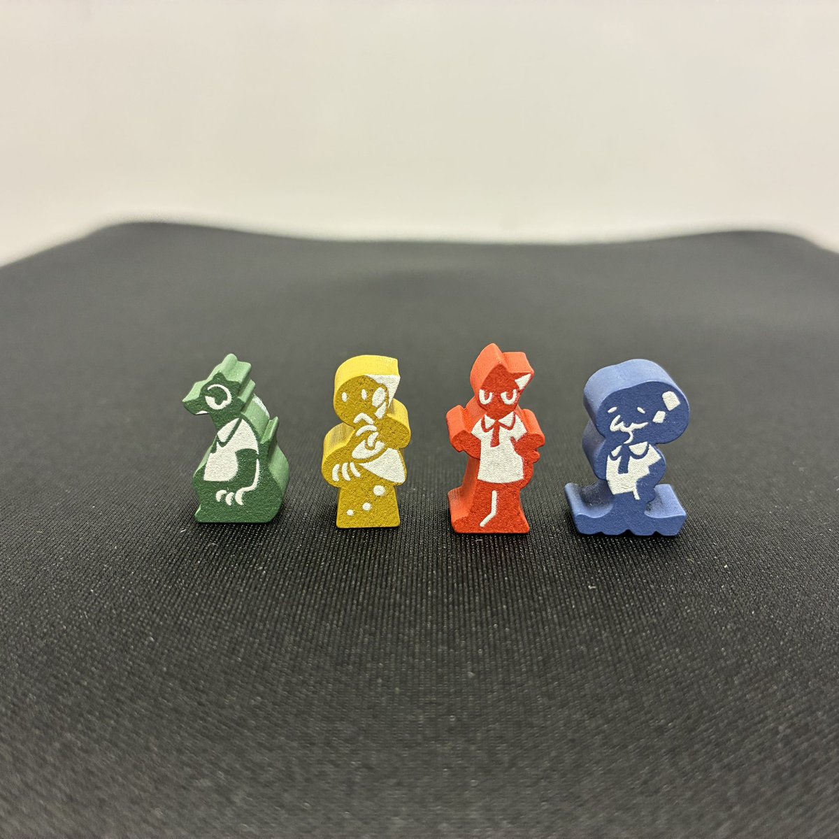 SuiWorks_dtp's tweet image. 『Astro Out アストロアウト』のサンプル到着！！

宇宙船コマやマネージャーコマがとても綺麗です！🚀👔

これからどんどん公開していくのでお楽しみに！！