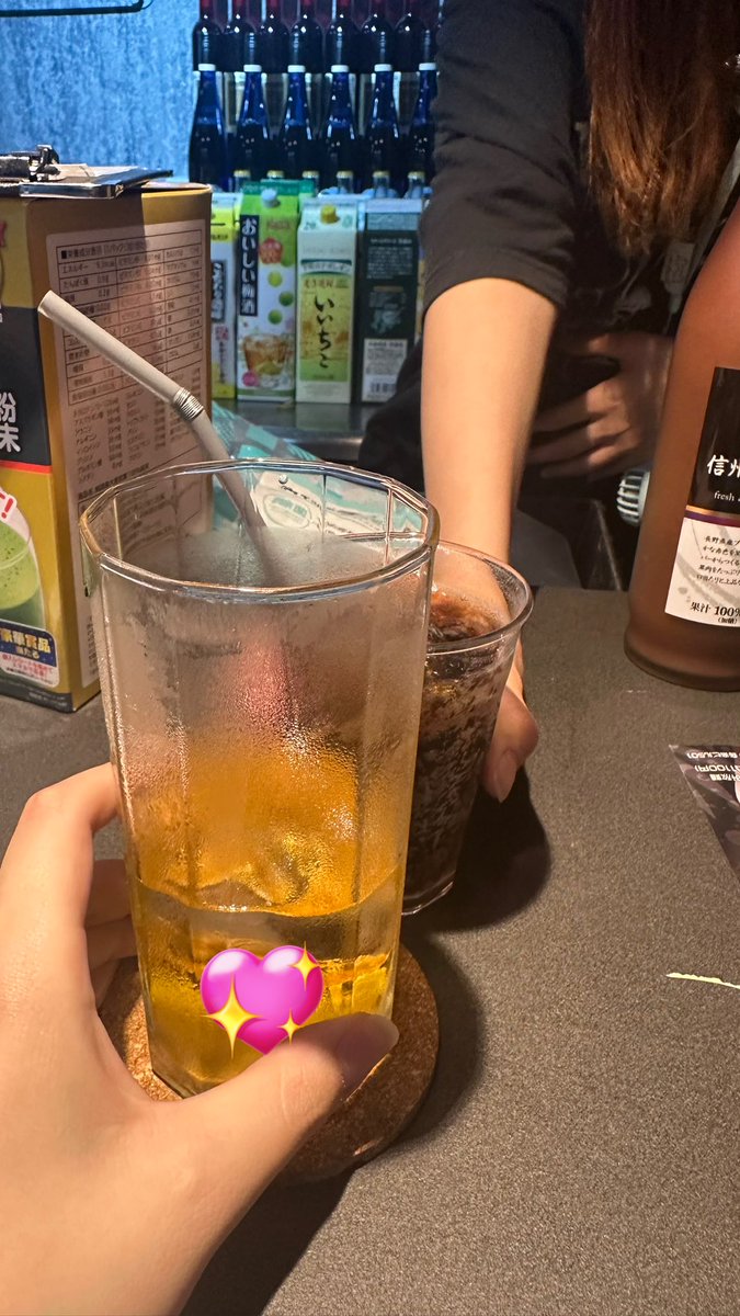 しらべのコンカフェ行ってきたー！

めちゃ相談乗ってくれてありがとー！楽しかった🥺💖
チェキは携帯に挟んでお守りにしましゅ😽