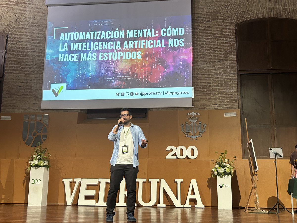 M. Carmen tweet media