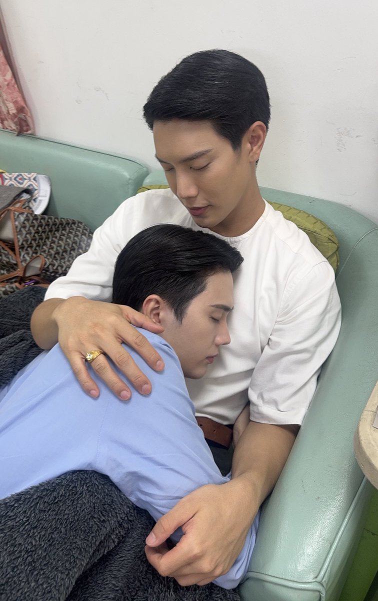 some things never change 🥺🤏