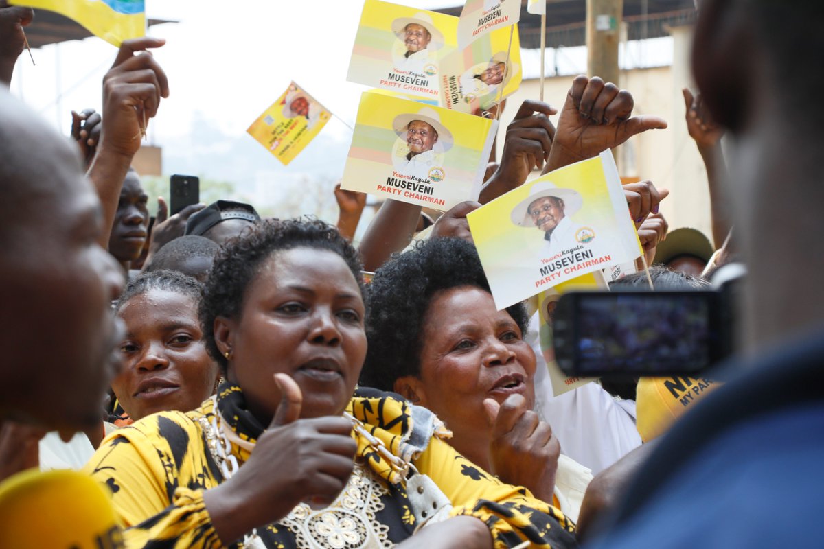 President #Museveni makes his way to the NRM headquarters in Kampala to express interest and pick nomination forms for NRM National Chairman and NRM Presidential Flag Bearer in the General elections.

#SoftPowerNews #Museveni2026