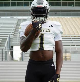 BIGBOYLEE2026's tweet image. I WILL BE AT UNCP TODAY!! @CoachHallUNCP @CoachEPratt @southpointeFBSC @FootballSPHS @G_Yeldell7 @CoachRichAD !