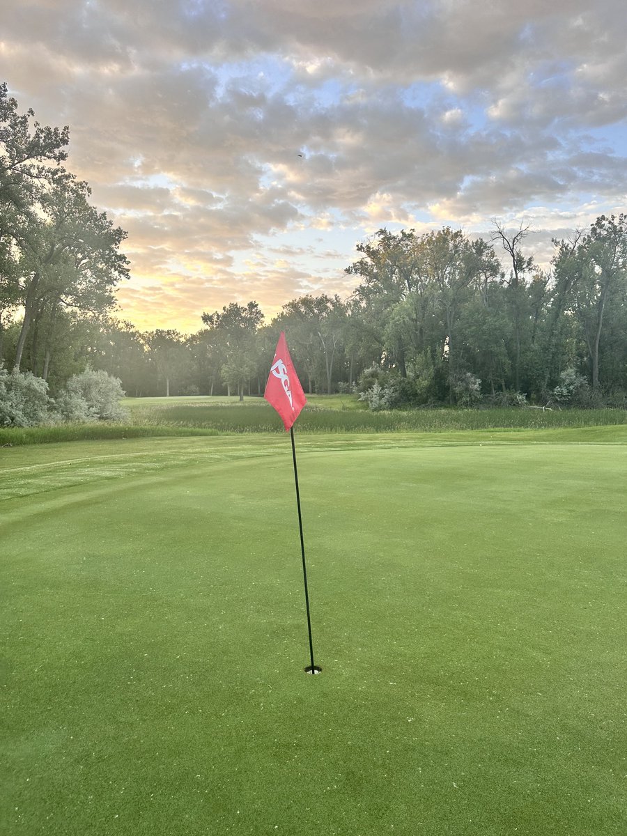 It’s a beautiful morning at Riverwood as we play host to the NDGA State Stroke Play!!  Golden Ticket to the ⁦<a href="/USGA/">USGA</a>⁩ Amateur to be decided over the next 54 holes!   ⁦<a href="/GolfGenius/">Golf Genius Software</a>⁩ ID: 25stroke