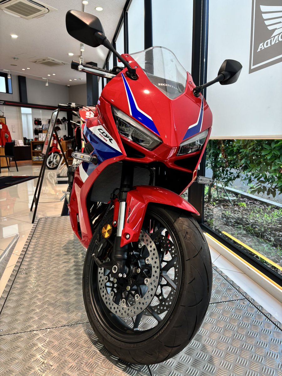 ishitoshi5817's tweet photo. 車検の予約しようとお店いったら衝動的に契約してしまった😅
まっいいか！ https://t.co/EHLit0YJEC
