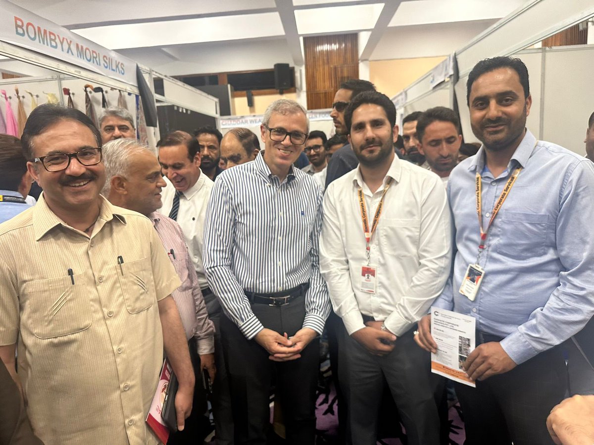Shahim_Nisar's tweet photo. From grassroots to state — @Knovaticcorp proudly showcased its vision at the Mission Yuva launch, Grateful to the Hon’ble CM @OmarAbdullah Sb for supporting startups, and to @MLAHAZRATBAL @salmanalisagar for his constant and unconditional support. 🙏
 #Knovatic #StartupJourney. https://t.co/N034bvUeLR