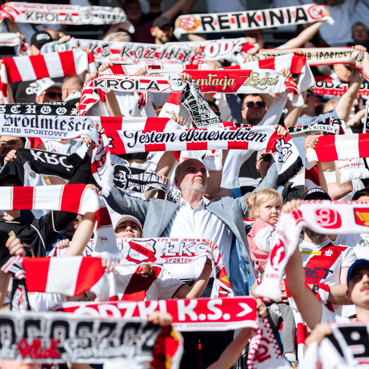 LKS_Lodz's tweet image. 🤍❤️‍🔥🤍

#JestemEłkaesiakiem 🎫 bilety.lkslodz.pl