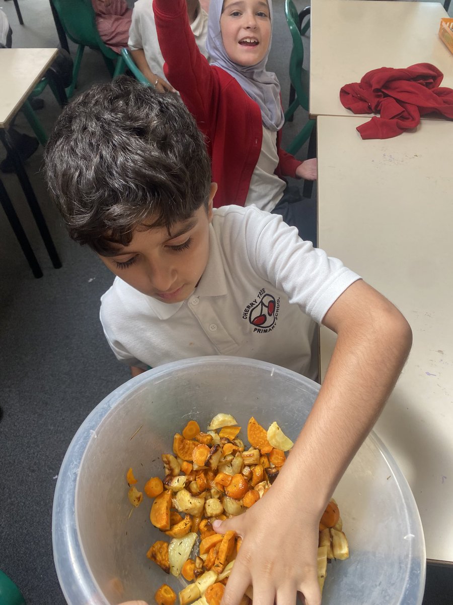 Miss Penfold (@misspenfoldcts) on Twitter photo Reason #526 to protect the bees…so you can have delicious honey glazed veg 🥕 🥔 🍠 <a href="/headcherrytree/">Cherry Tree Headteacher</a> <a href="/CTS_Watford/">Cherry Tree Primary School</a> <a href="/MissMerrillCTS/">Miss Merrill</a> #CTSfoodtech #CTSsustainability Reason #526 to protect the bees…so you can have delicious honey glazed veg 🥕 🥔 🍠 <a href="/headcherrytree/">Cherry Tree Headteacher</a> <a href="/CTS_Watford/">Cherry Tree Primary School</a> <a href="/MissMerrillCTS/">Miss Merrill</a> #CTSfoodtech #CTSsustainability