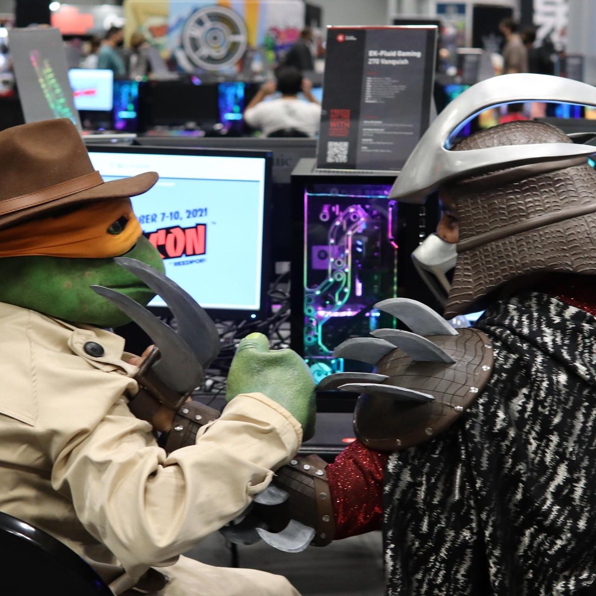 EKbyLMTEK's tweet image. It’s the weekend, what games are you diving into? 👾 Show us your epic gaming setups, collectibles and game inspired PC builds ⚒️— we want to showcase our favorites! 📸 

#GamingPC #Gamingsetup #Liquidcooling #watercooling #cosplay