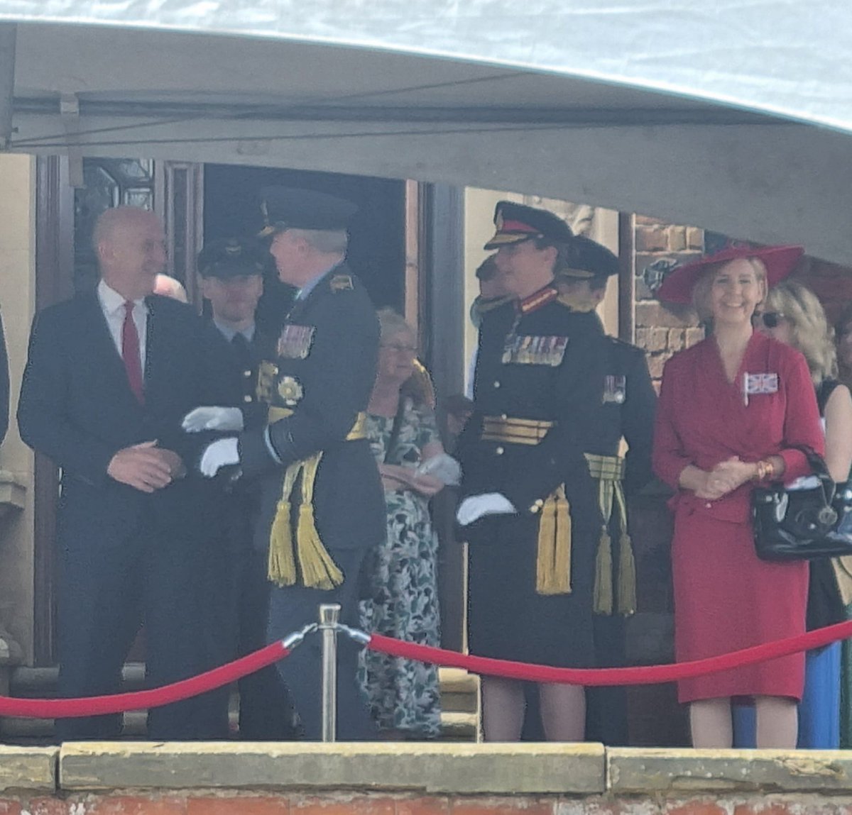 greaterlincscca's tweet image. A very proud day for Mayor Andrea Jenkyns as she joins fellow dignitaries in Cleethorpes for the National Armed Forces Day Military Parade
@andreajenkyns