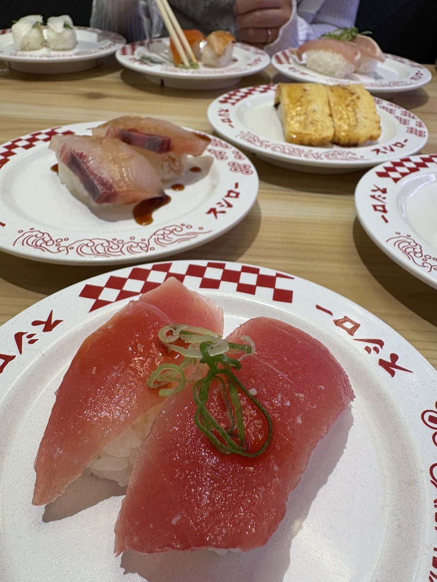 #そろそろ寿司を食べないと死ぬぜ！
おい！寿司！うますぎる自覚はあるのか？！