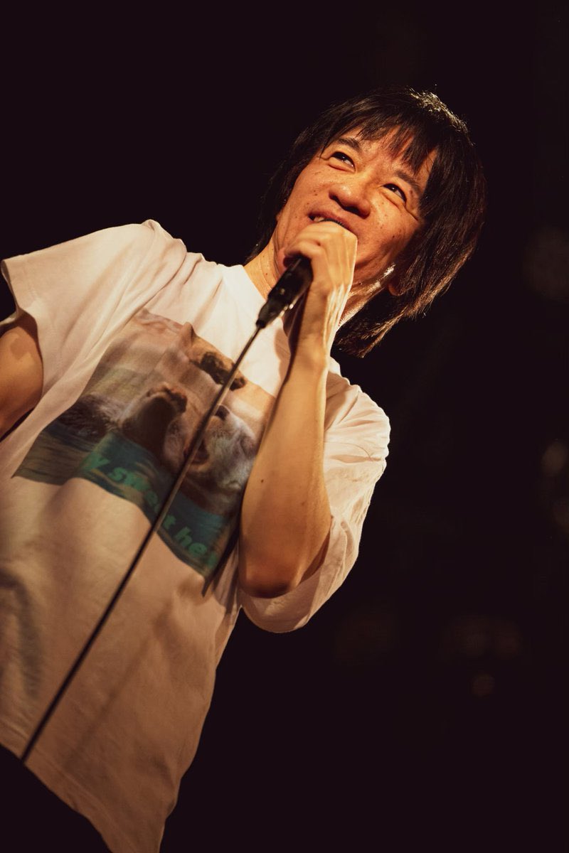 RittorMusicsale's tweet image. 歌詞の本棚『深夜高速』発売を記念し、
鈴木圭介さん(フラワーカンパニーズ)と丹下京子さんのサイン会+トークショーを開催📚✒️
■開催日時:2025年7月13日(日)13:00〜
■場所:HMV&BOOKS SHIBUYA 6F イベントスペース
■出演:鈴木圭介 丹下京子
詳細はこちら↓
hmv.co.jp/store/event/53…