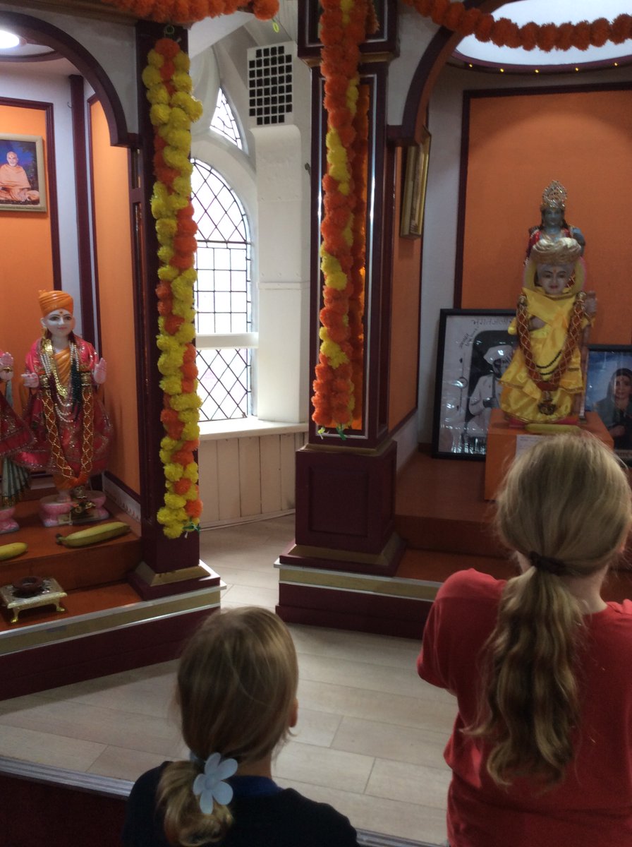 Year 5 had a great time exploring the Bristol Hindu Temple this week to support their RE learning about Hindu beliefs. They learned about the preparation for festivals that take place at the temple and identified lots of murtis.