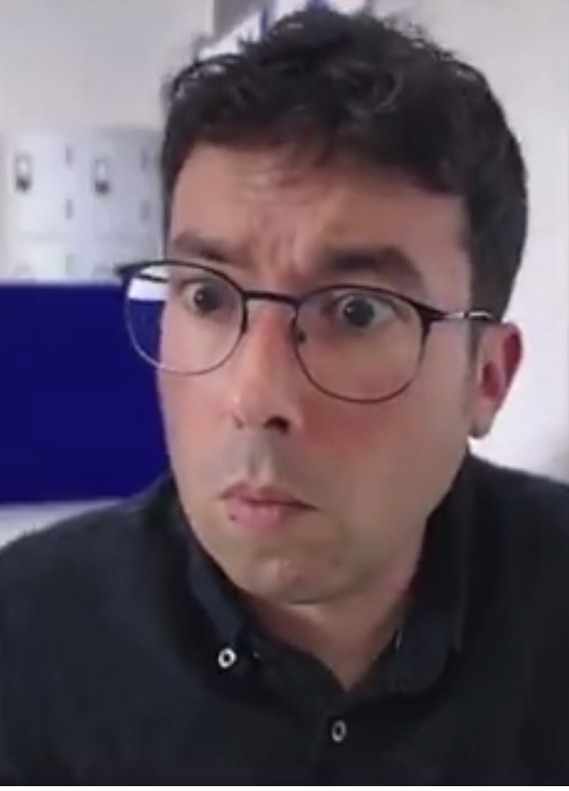 MEME INCOMING
<a href="/ingobernablepod/">La Ingobernable.</a>