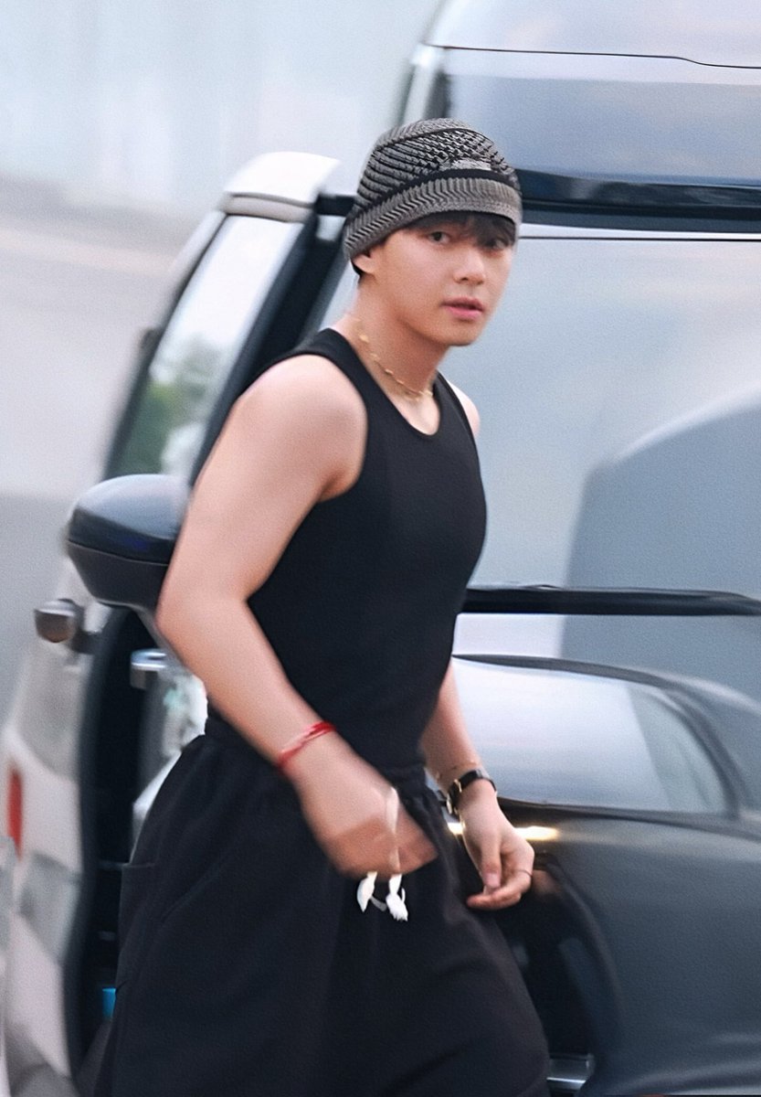 taeguide's tweet image. Kim Taehyung