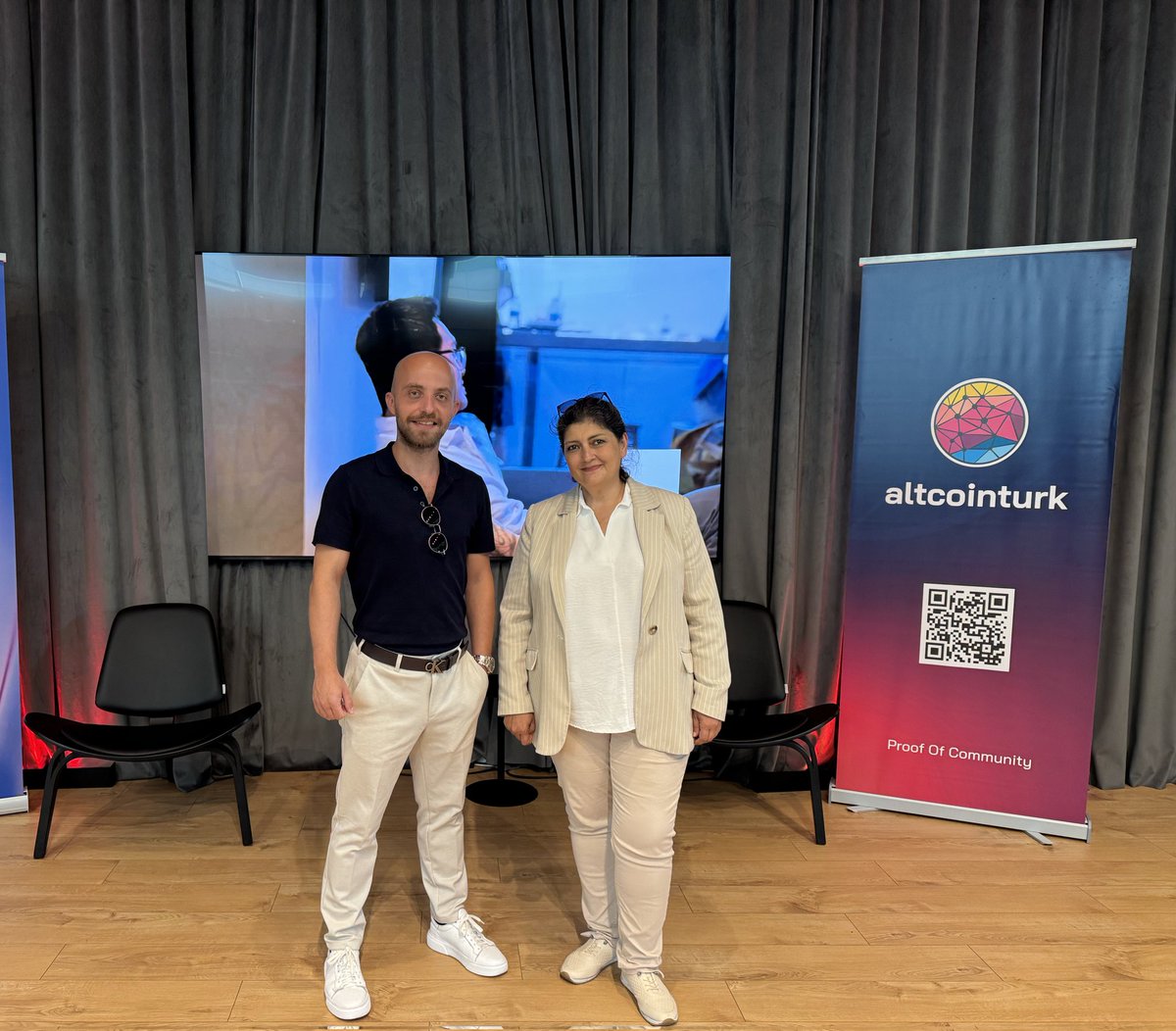 CryptoHouse (@joincryptohouse) on Twitter photo Bugün de günlerden #Moseiki
<a href="/altcointurk/">Altcointurk</a> network etkinliğinde CryptoHouse Kurucu ortakları <a href="/GulenCrypto/">Gülen</a> ve <a href="/Wind_Crypto/">WindCrypto 🐿</a> Moseiki <a href="/MoseikiApp/">Moseiki</a> projesinden bahsetti. <a href="/arkhaus/">Christian Daigle</a>.io evsahipliğinde gerçekleşen etkinlikle birbirinden değerli projeleri de tanıma imkanı buldular. Bugün de günlerden #Moseiki
<a href="/altcointurk/">Altcointurk</a> network etkinliğinde CryptoHouse Kurucu ortakları <a href="/GulenCrypto/">Gülen</a> ve <a href="/Wind_Crypto/">WindCrypto 🐿</a> Moseiki <a href="/MoseikiApp/">Moseiki</a> projesinden bahsetti. <a href="/arkhaus/">Christian Daigle</a>.io evsahipliğinde gerçekleşen etkinlikle birbirinden değerli projeleri de tanıma imkanı buldular.