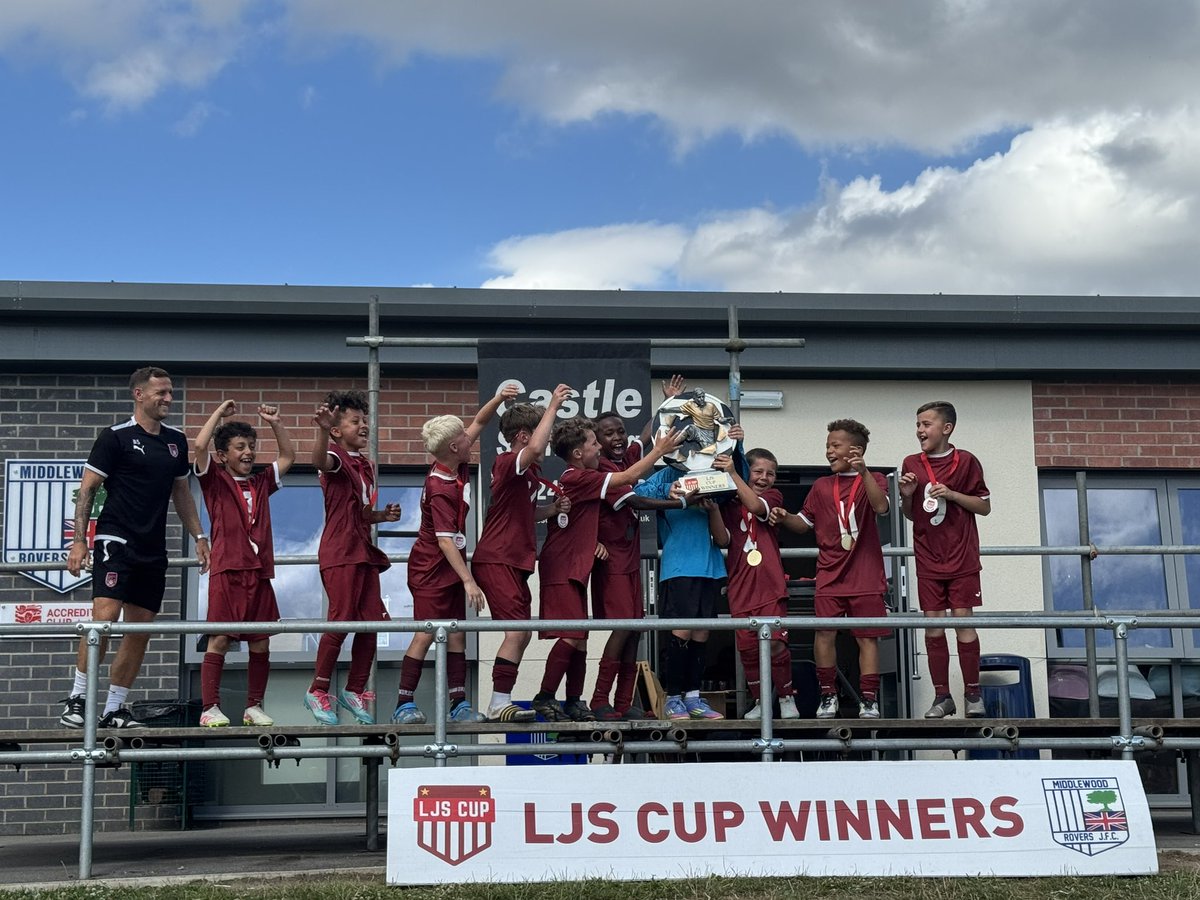 mrjfc (@middlewood_rov) on Twitter photo Congratulations to Sheffield Rangers u10’s on winning this years LJS Cup
<a href="/SHCFA/">Sheffield FA ⚽️</a> <a href="/SDJSFL/">SDJSFL</a> <a href="/billysharp10/">billy sharp</a> Congratulations to Sheffield Rangers u10’s on winning this years LJS Cup
<a href="/SHCFA/">Sheffield FA ⚽️</a> <a href="/SDJSFL/">SDJSFL</a> <a href="/billysharp10/">billy sharp</a>