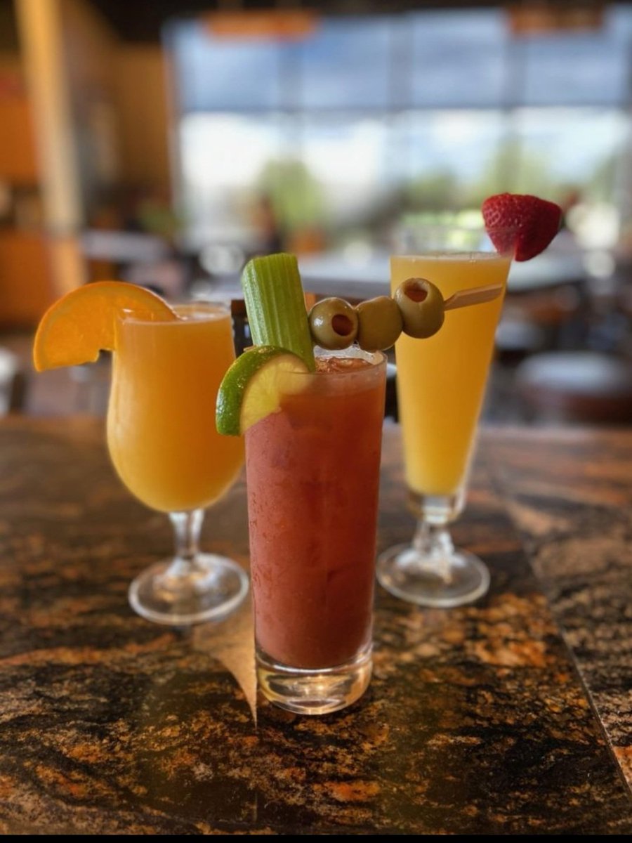 Saturday special! Cool down with us—Wingos Glover Park is calling your name! 🍗🍹

🕛 Happy Hour: 12 PM - 4 PM
🔥 $1 Wings
🍹 $5 Mimosas, Bloody Marys, and Sangria all day

🏈 Basketball drinks, and wings—what more could you ask for? Come vibe with us! 🎉

📍 Glover Park
#Wingos