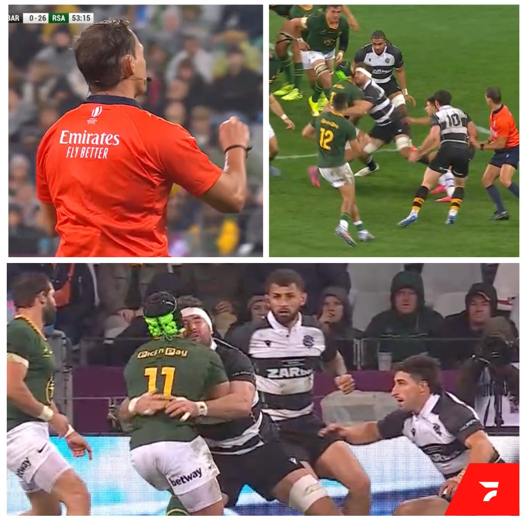 FloRugby's tweet photo. Not what the Barbarian FC needed as they go down to 14 men for the next ten minutes 😟
#SpringboksVsBarbarians #springboks #springboksrugby https://t.co/m4i6iQe1Pz