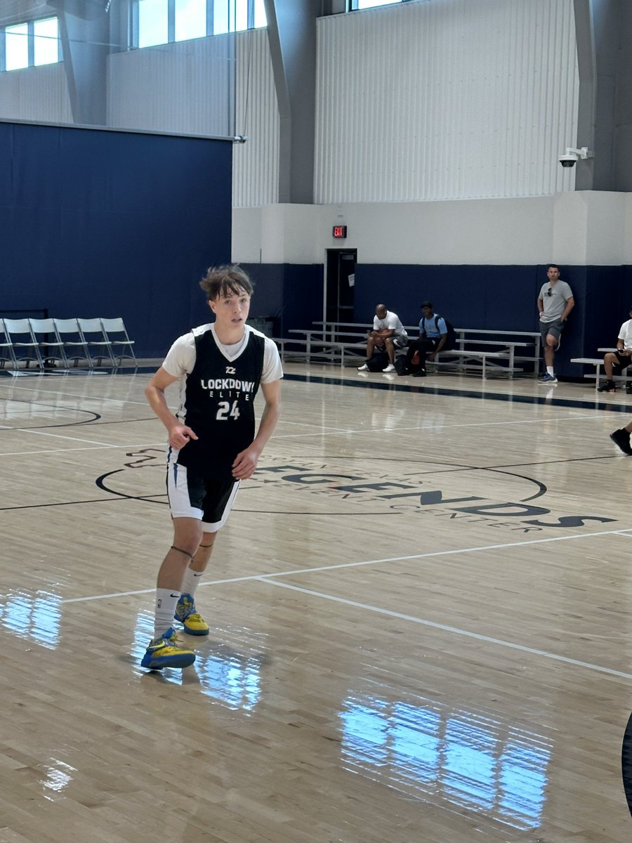 Alamo City Hoops (@alamocityhoops1) on Twitter photo ๐ Game Updates #TheTuneUp๐
Luke Munden of <a href="/LockdownBBall/">Lockdown Basketball</a> 16U has been very active.
Hits the trey from the RT wing & then gets a clean steal <a href="/BeltonTigerBB/">Belton Tiger Basketball</a>
#ACHGBB #AlamoCityHoops ๐ Game Updates #TheTuneUp๐
Luke Munden of <a href="/LockdownBBall/">Lockdown Basketball</a> 16U has been very active.
Hits the trey from the RT wing & then gets a clean steal <a href="/BeltonTigerBB/">Belton Tiger Basketball</a>
#ACHGBB #AlamoCityHoops