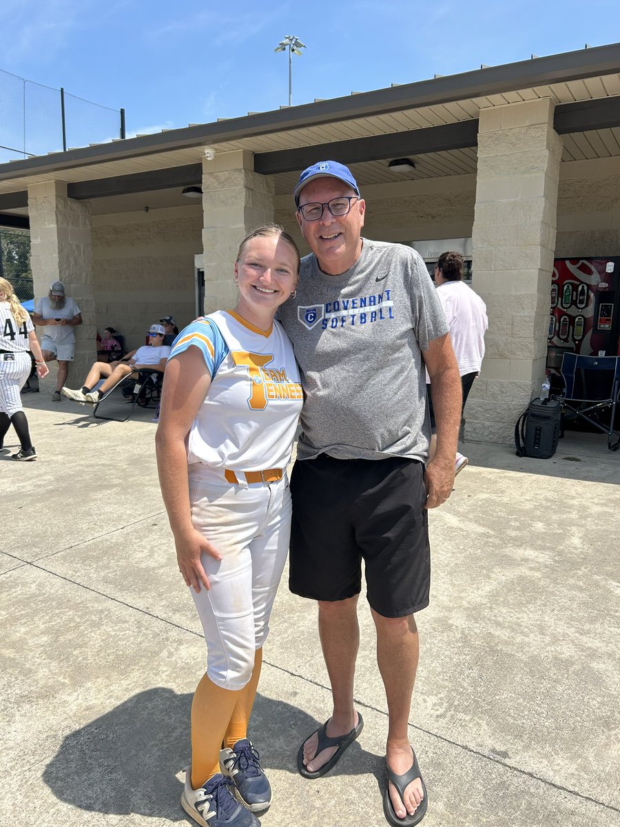 Team Tennessee Ellison
Please join us in congratulating Haley Davis on her commitment to Covenant College. Haley's tireless work ethic, both in the classroom and on the field, coupled with her kindness and generosity, make her a truly deserving recipient of God's blessings.