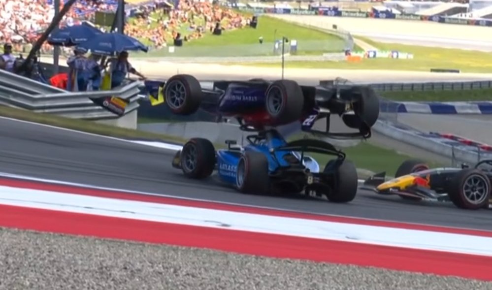 AL775x's tweet photo. I knew I'd seen this before #F1 #AustrianGP #P1 https://t.co/3sbuzCKUIm