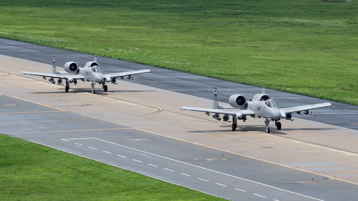 CoronetEast's tweet photo. Five 25FS A-10s departed from Honolulu #PHNL to Davis-Monthan AFB #KDMA as #RETRO71 flight, June 26th 2025.Three arrived at DM on June 27 and two arrived on June 28. They are withdrawn from Osan #RKSO and will end up at the Boneyard. Supporting #ALTRV Coronet West 481 were OMEGA 11 (N264DE) and RAMEN 11 (61-0290). #CW481 #AMARC #CoronetWest #OMEGA11