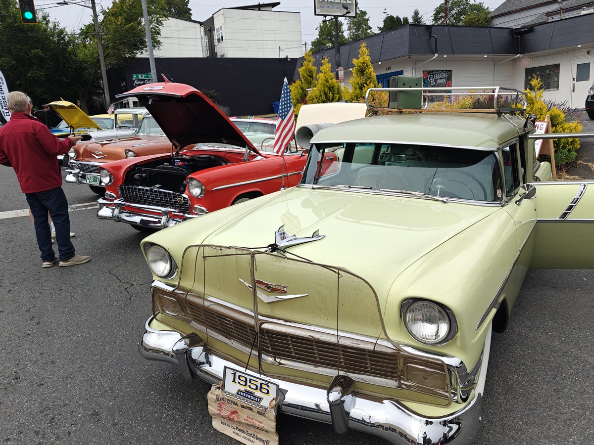 NWChevyClub's tweet photo. Out at the @GreenwoodCarShw today! Come check out these nice rides! #GreenwoodCarShow https://t.co/R2dlYGVebg