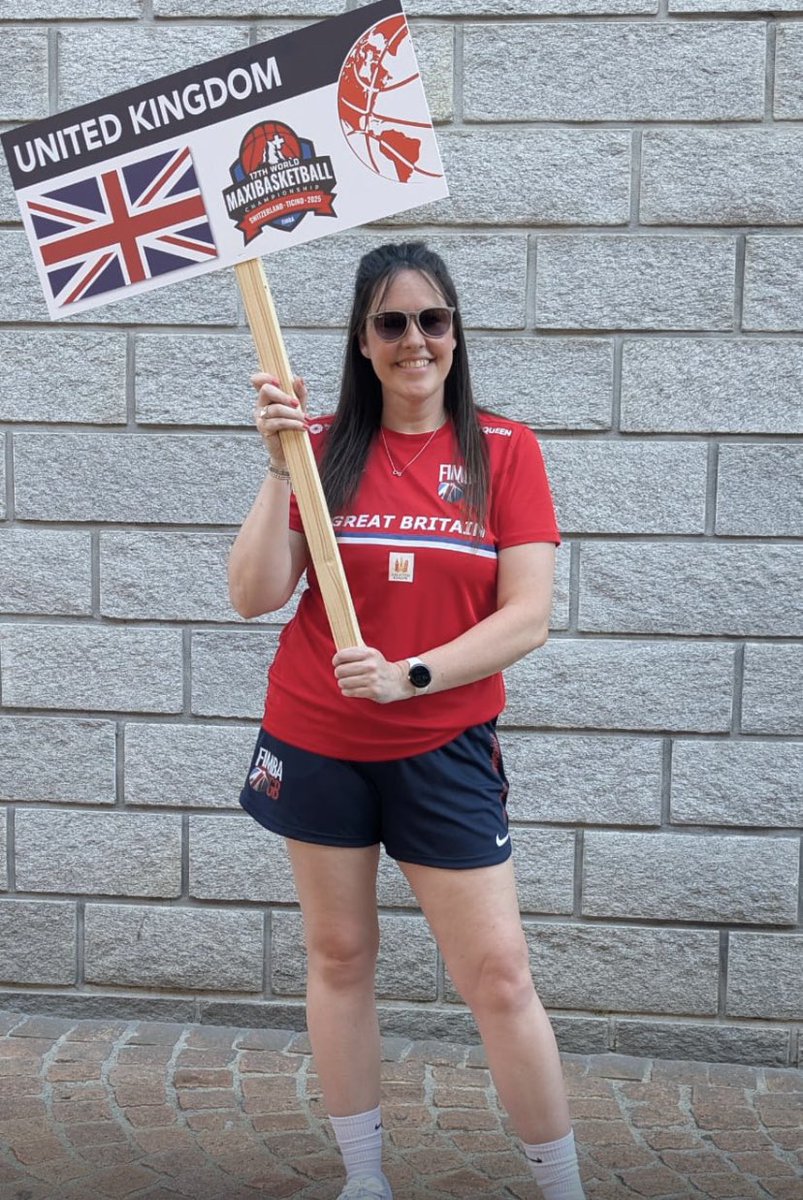 Good luck to my MVP  go get the gold ❤️🏀<a href="/Freya_lily_/">Kelly Simcox</a>