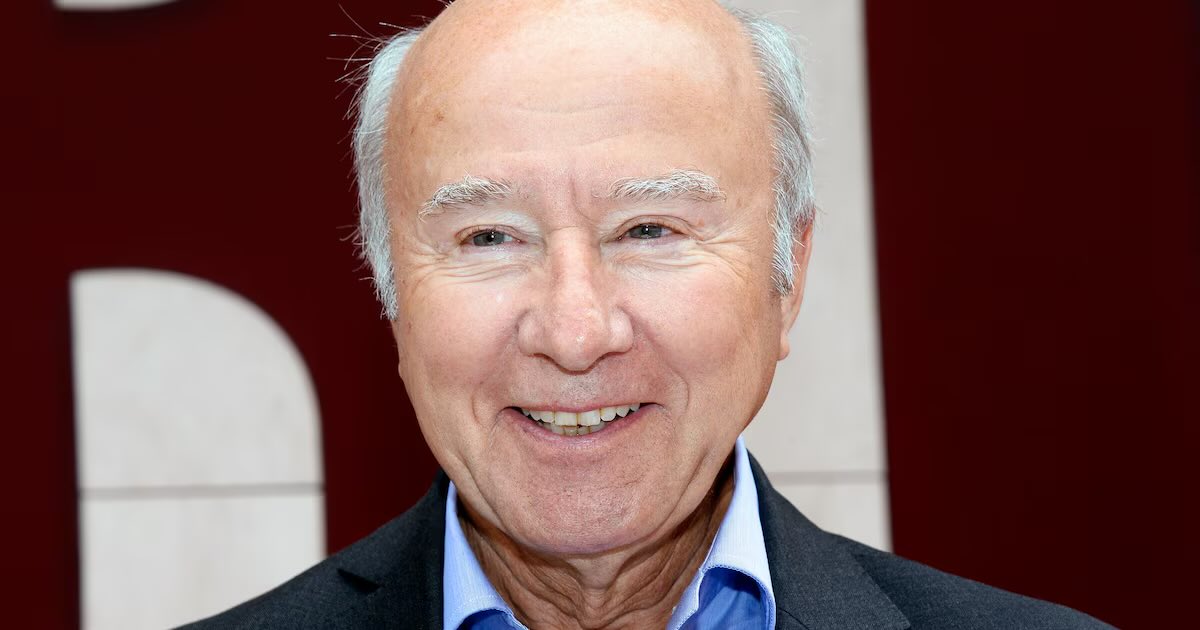 Les Matins LCI Week-End (@lamatinalelciwe) on Twitter photo Le journaliste Olivier Mazerolle (<a href="/OMazerolle/">Olivier Mazerolle</a>) sera l’invité d’<a href="/AcBottet/">Anne-Chloé BOTTET</a> demain à 9h40 sur <a href="/LCI/">LCI</a>
Il publie le roman « Crime et abandon ».
Comment lutter contre les préjugés et l’enfermement ? Une réflexion sur l’intégration et le repli identitaire. Le journaliste Olivier Mazerolle (<a href="/OMazerolle/">Olivier Mazerolle</a>) sera l’invité d’<a href="/AcBottet/">Anne-Chloé BOTTET</a> demain à 9h40 sur <a href="/LCI/">LCI</a>
Il publie le roman « Crime et abandon ».
Comment lutter contre les préjugés et l’enfermement ? Une réflexion sur l’intégration et le repli identitaire.
