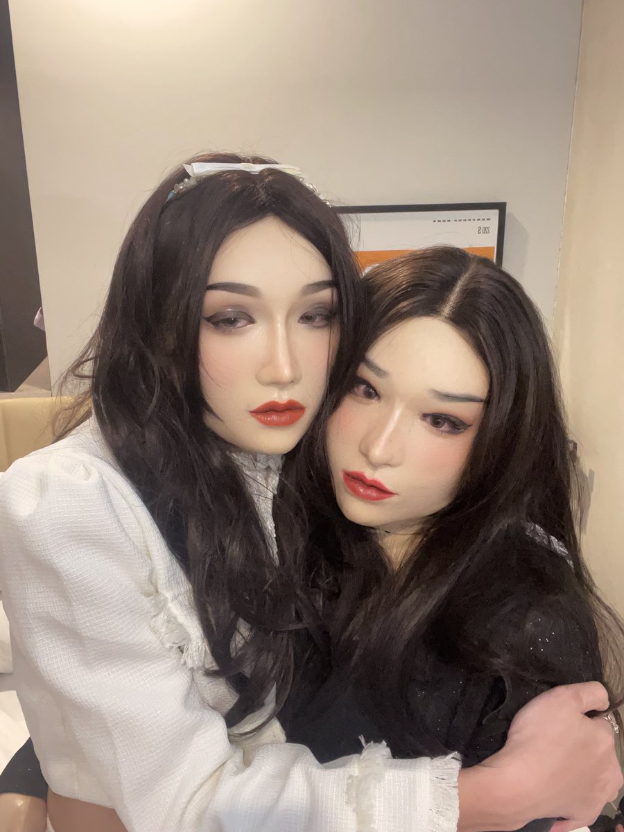 跟姊妹貼貼最開心了😘 <a href="/Haniinmask/">Hani</a>

<a href="/DMSfetish/">迪美斯DMS</a>
<a href="/DreammaskStudio/">Dreammask Studio</a>
#DMS #Dreammask 
#Femalemask #Crossdress 
#伪娘 #伪百合