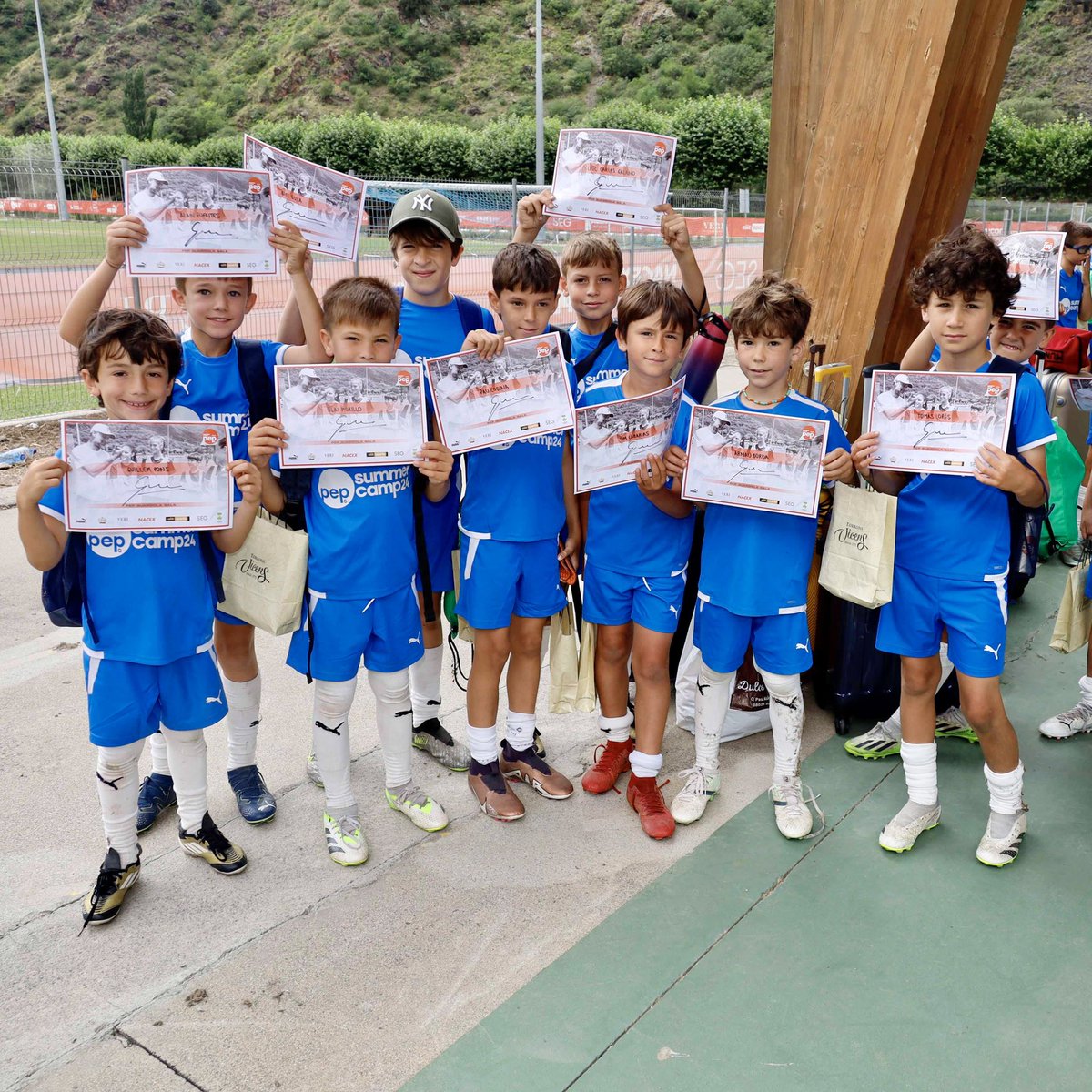 Pep Summer Camp (@pepsummercamp) on Twitter photo 👋 Time flies...
🔥 Una temporada més... Ja tornem a estar aquí. Demà comença una nova edició del <a href="/PepSummerCamp/">Pep Summer Camp</a>!
❤️ Gràcies a tots/es per la confiança!
#PepSummerCamp 👋 Time flies...
🔥 Una temporada més... Ja tornem a estar aquí. Demà comença una nova edició del <a href="/PepSummerCamp/">Pep Summer Camp</a>!
❤️ Gràcies a tots/es per la confiança!
#PepSummerCamp