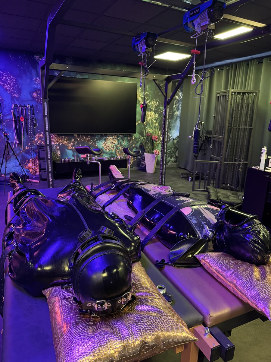 Royal Empire (@royal_empire__) on Twitter photo About yesterday 😈
Rubber Playday mit <a href="/dominakiraroyal/">Kira Royal</a> und <a href="/Davina_Dust/">Davina Dust</a> und vielen wehrlosen Gummisklaven
#latex #heels #mistress #rubber #fetish #domination #chastity #femdom About yesterday 😈
Rubber Playday mit <a href="/dominakiraroyal/">Kira Royal</a> und <a href="/Davina_Dust/">Davina Dust</a> und vielen wehrlosen Gummisklaven
#latex #heels #mistress #rubber #fetish #domination #chastity #femdom