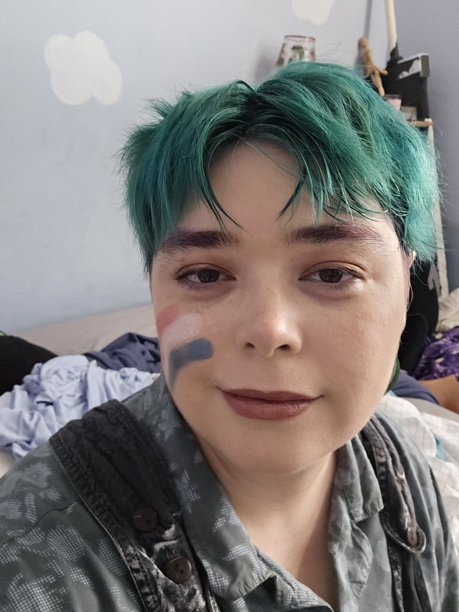 FaeFlungFuture tweet media