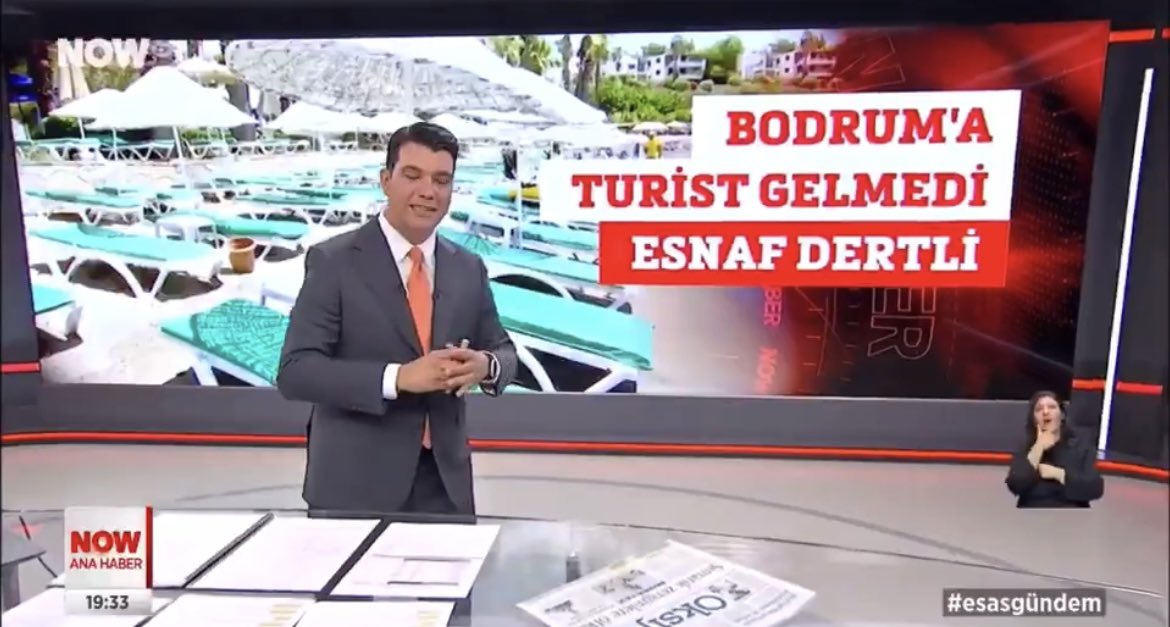 🔴 Bodrum’a turist gelmemiş, esnaf dertliymiş!

Türkçesi:

Tek sezonda yedi sülalesine yetecek dünyalığı “kaldırma” derdinde olan esnaf, sonunda kendi ipini kendisi çekmeyi başardı.