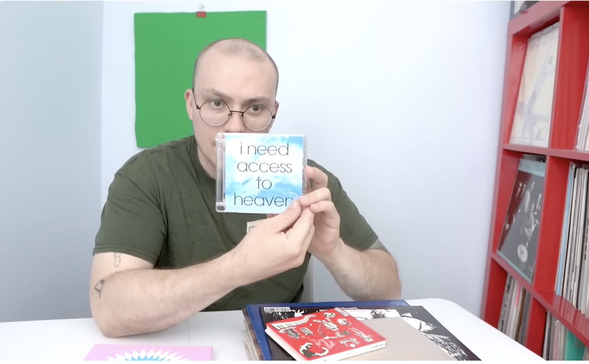 .⁦<a href="/theneedledrop/">Anthony Fantano from TheNeedleDrop</a>⁩ talked about CDs on his latest “vinyl update”. Could be big for the #CDrevival if he continues to do this.