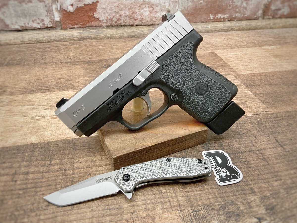 Kahr CM-9 with a Kershaw Cathode folder! Awesome EDC package!