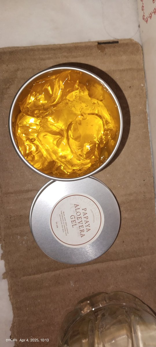 ratweetzz's tweet photo. Yellow  💛 love With @ramyamsoaps 
#ramyamsoaps #papayaricesoap #lemonfacewash #aloepapayagel #maize https://t.co/NCWkw7Mtqh