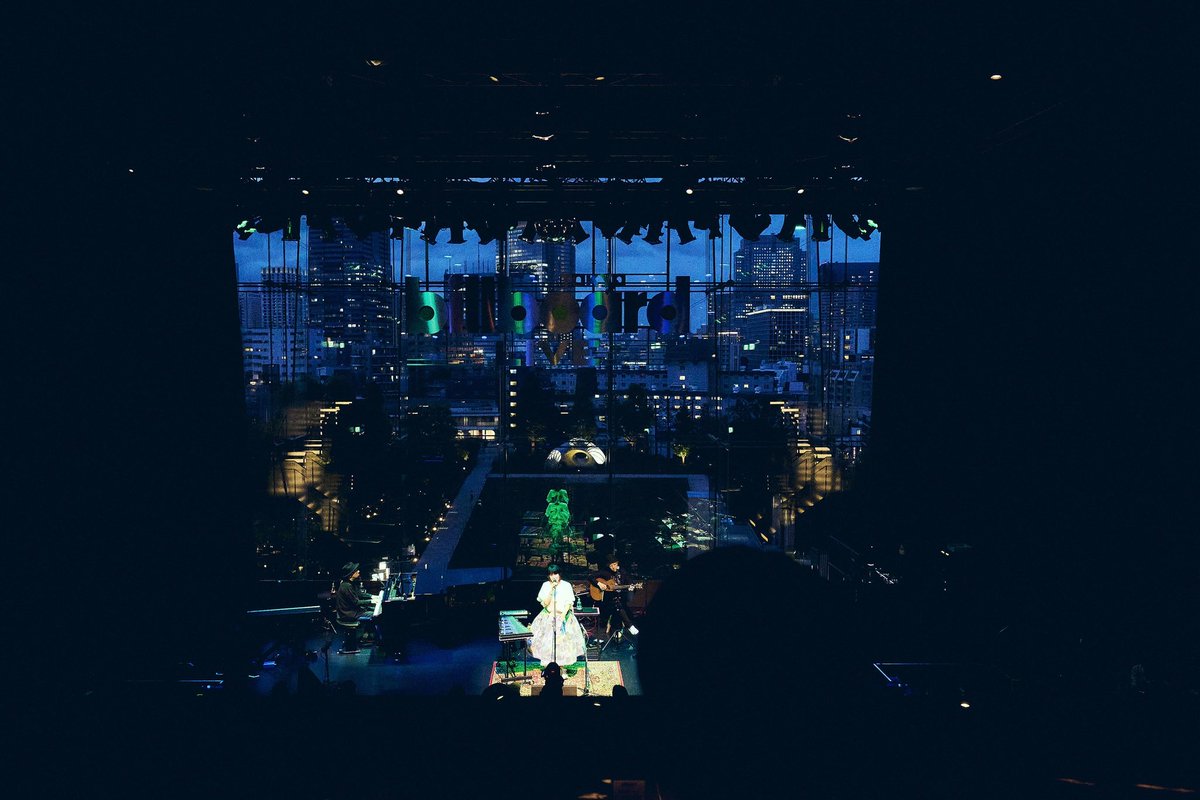 いよいよ明日(日)19:00～！ デビュー30周年記念日に開催したビルボード