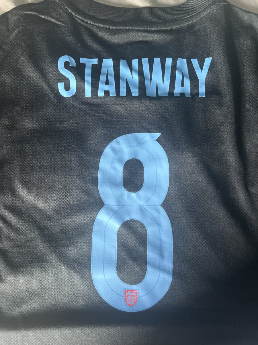 Arrived just in time for tomorrow <a href="/wearefoudys/">FOUDYS.COM</a>