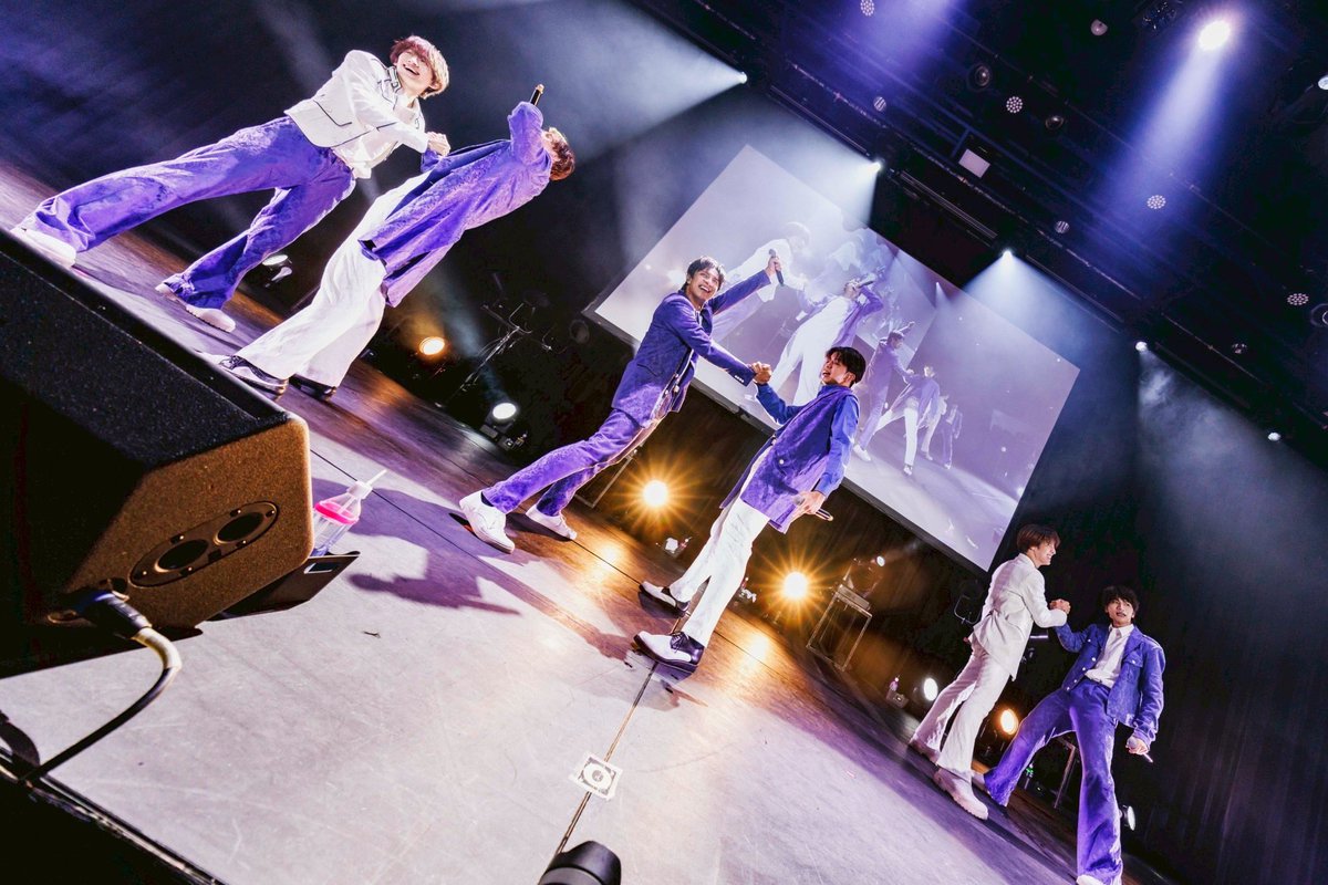 Post by 松岡卓弥/MATSURI on X: 大好きな6人💙