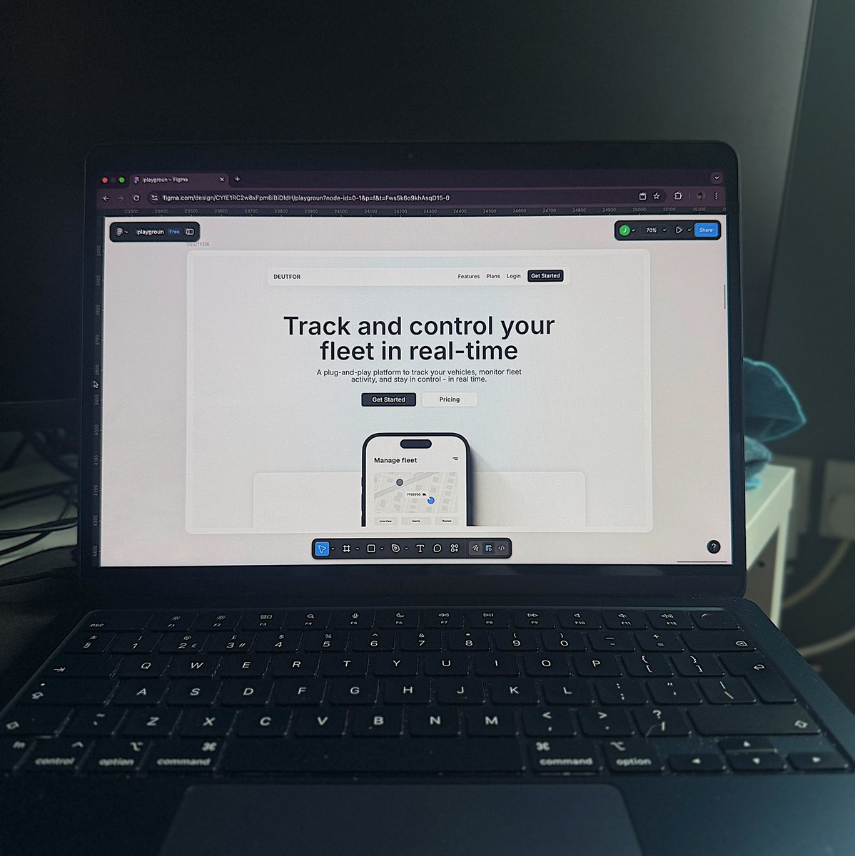 JoshMcrk's tweet photo. How is my prototype looking? https://t.co/IV8cZocFcu
