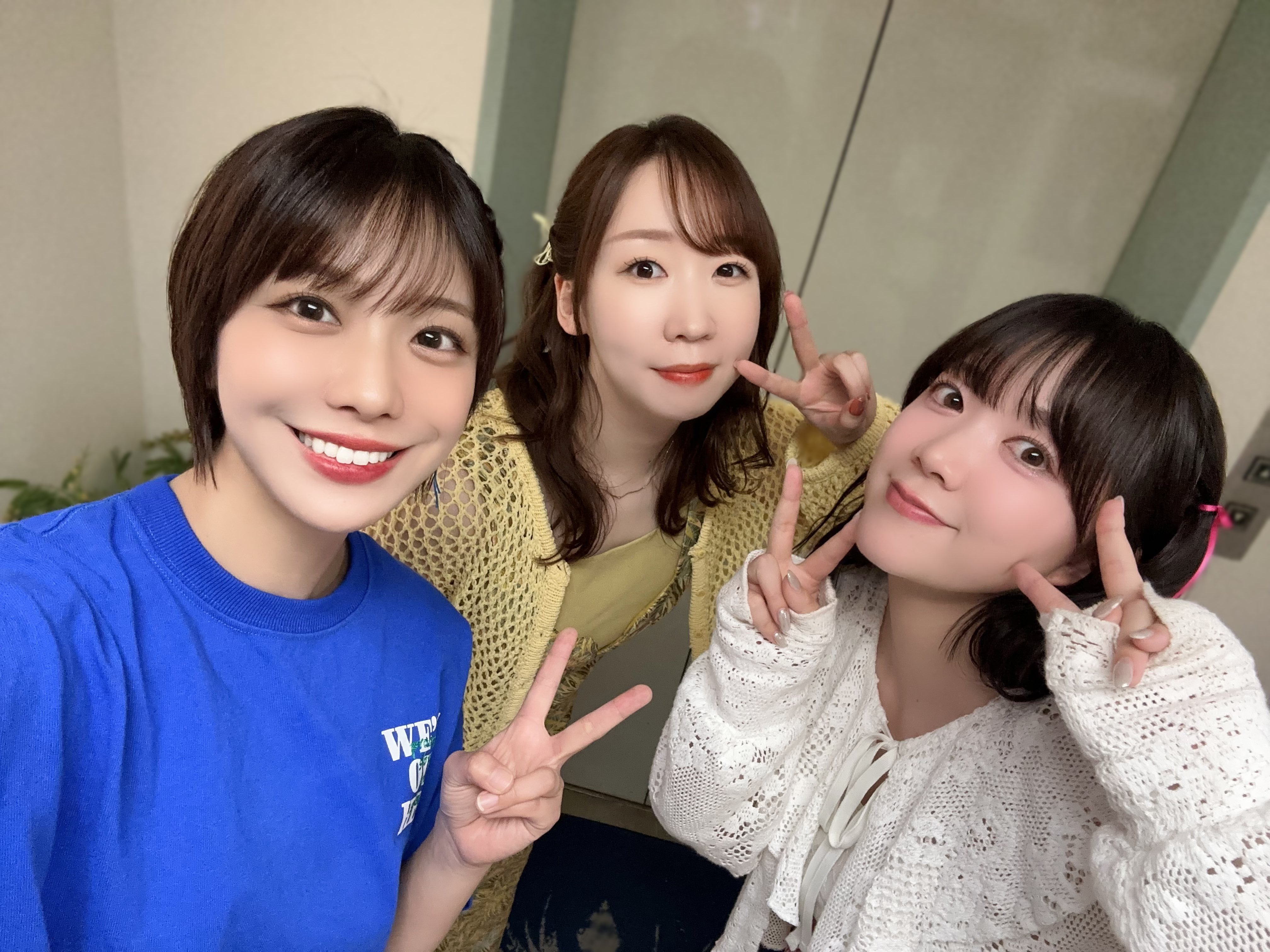 愛美 チームY 声優三姉妹 パーカー　あいみん 愛美 チームY 声優三姉妹 パーカー あいみん 愛美の妹、千春です