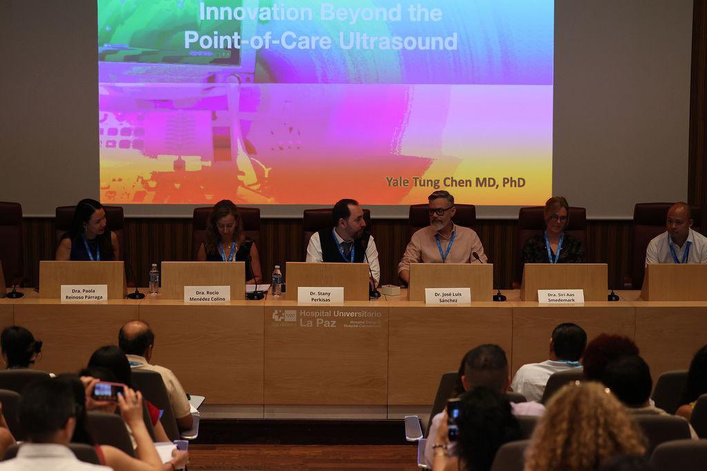 Rocío Menéndez-Colino (@rociomcolino) on Twitter photo <a href="/GeriatriaLaPaz/">Geriatría Hospital U. La Paz</a> <a href="/seggeriatria/">SEGG</a> <a href="/semeg_es/">𝗦𝗘𝗠𝗘𝗚</a> <a href="/SCGiG/">SCGiG</a> <a href="/GeriSoc/">British Geriatrics Society</a> <a href="/EuGMSSociety/">EuGMS - European Geriatric Medicine Society</a> Grandes ponentes y moderadores <a href="/yaletung/">Yale Tung-Chen</a> <a href="/SamaraPalmaMil1/">Samara Palma Milla</a> <a href="/GeriaCruzRoja/">Geriatria Hospital Cruz Roja</a> <a href="/EuGMSSociety/">EuGMS - European Geriatric Medicine Society</a> sin los que no hubiera sido posible esta jornada ni tampoco sin la ayuda de <a href="/Nestlehealthsc/">NestlehealthscienceES</a> y <a href="/AbbottNews/">Abbott</a> <a href="/GeriatriaLaPaz/">Geriatría Hospital U. La Paz</a> <a href="/seggeriatria/">SEGG</a> <a href="/semeg_es/">𝗦𝗘𝗠𝗘𝗚</a> <a href="/SCGiG/">SCGiG</a> <a href="/GeriSoc/">British Geriatrics Society</a> <a href="/EuGMSSociety/">EuGMS - European Geriatric Medicine Society</a> Grandes ponentes y moderadores <a href="/yaletung/">Yale Tung-Chen</a> <a href="/SamaraPalmaMil1/">Samara Palma Milla</a> <a href="/GeriaCruzRoja/">Geriatria Hospital Cruz Roja</a> <a href="/EuGMSSociety/">EuGMS - European Geriatric Medicine Society</a> sin los que no hubiera sido posible esta jornada ni tampoco sin la ayuda de <a href="/Nestlehealthsc/">NestlehealthscienceES</a> y <a href="/AbbottNews/">Abbott</a>