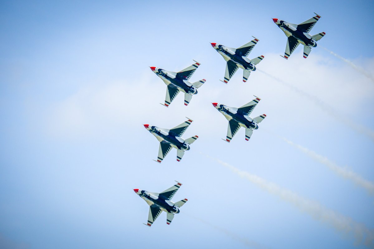 Dayton International Airport (DAY) (@day_intlairport) on Twitter photo We're proud to sponsor the <a href="/DaytonAirShow/">CenterPoint Energy Dayton Air Show</a> ✈️ Thank you to all 75,000 people who attended despite the heat and enjoyed the show!
📸 Mark Stephenson We're proud to sponsor the <a href="/DaytonAirShow/">CenterPoint Energy Dayton Air Show</a> ✈️ Thank you to all 75,000 people who attended despite the heat and enjoyed the show!
📸 Mark Stephenson