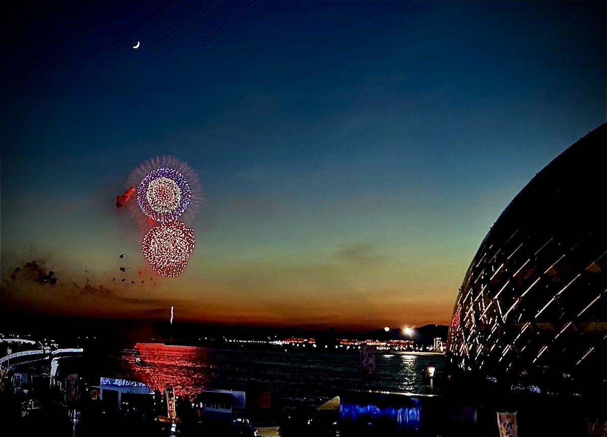南港まで万博の花火見に
カブで行ってきました