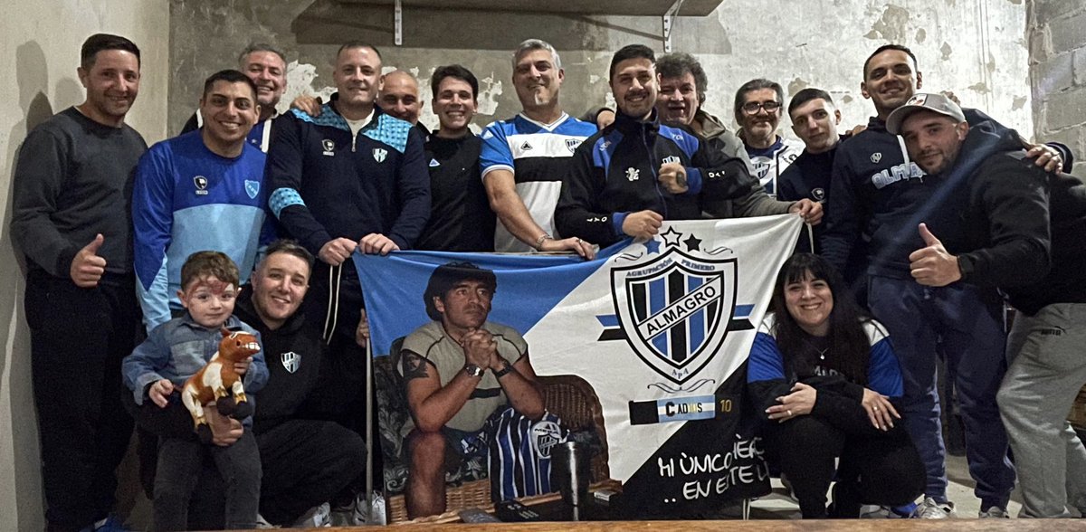 APAlmagro's tweet photo. Agrupación Primero Almagro
24/06/2016-24/06/2025
💙🤍🖤 https://t.co/DuBiqBu7zM