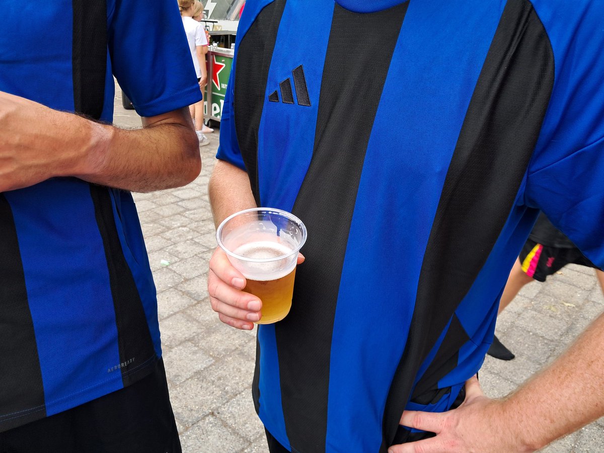 Minimaal een uur te vroeg.. Na een 2-0 overwinning volgde een 'do or die'.. Keihard gechookt, 1-1. Nu wonden likken en evalueren. Heel veel evalueren 🤓😎